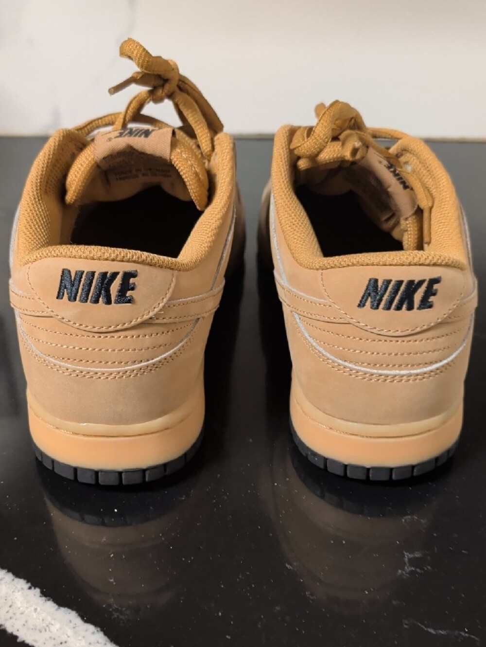 Nike Dunk Low SE 'Wheat Gum' Low-Top Sneakers Men's Size 10.5 Used Excellent - Picture 6 of 10